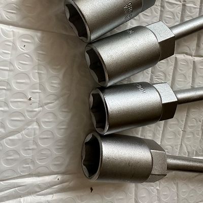 तेल क्षेत्र ड्रिलिंग के लिए अनुकूलन योग्य सीमेंट कार्बाइड नोजल 1000°C प्रतिरोध